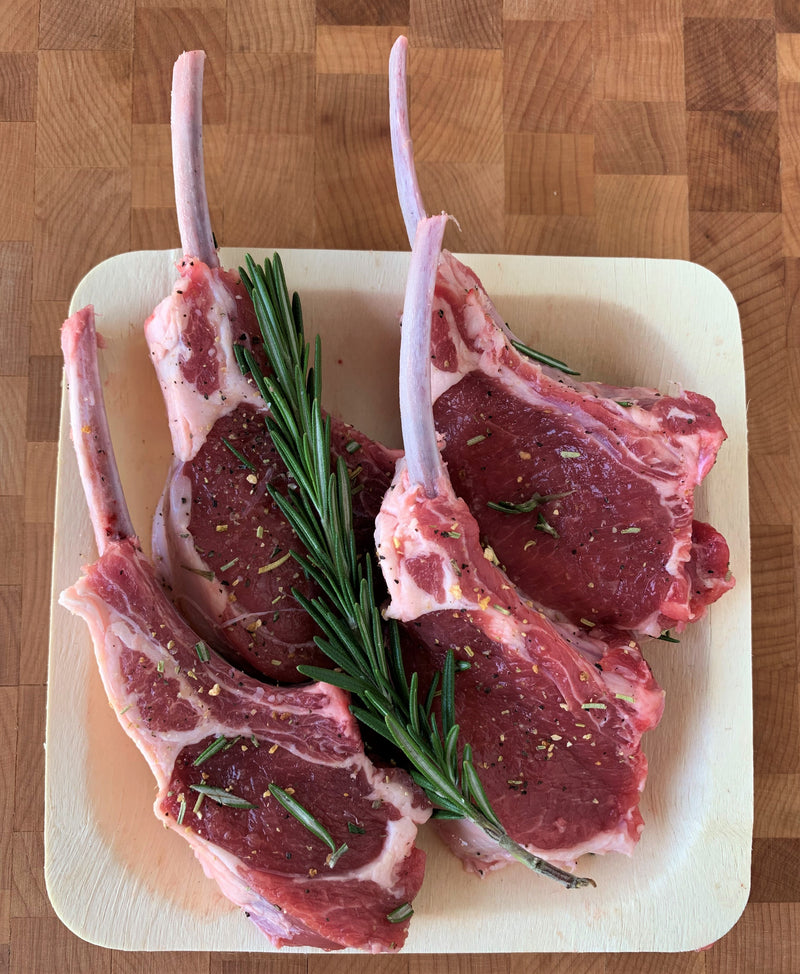 Frenched Lamb Chops, Seasoned